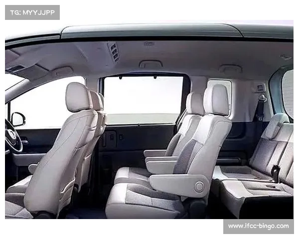 全新本田Freed发布，搭1.5L混合动力+四驱，还有7座可选